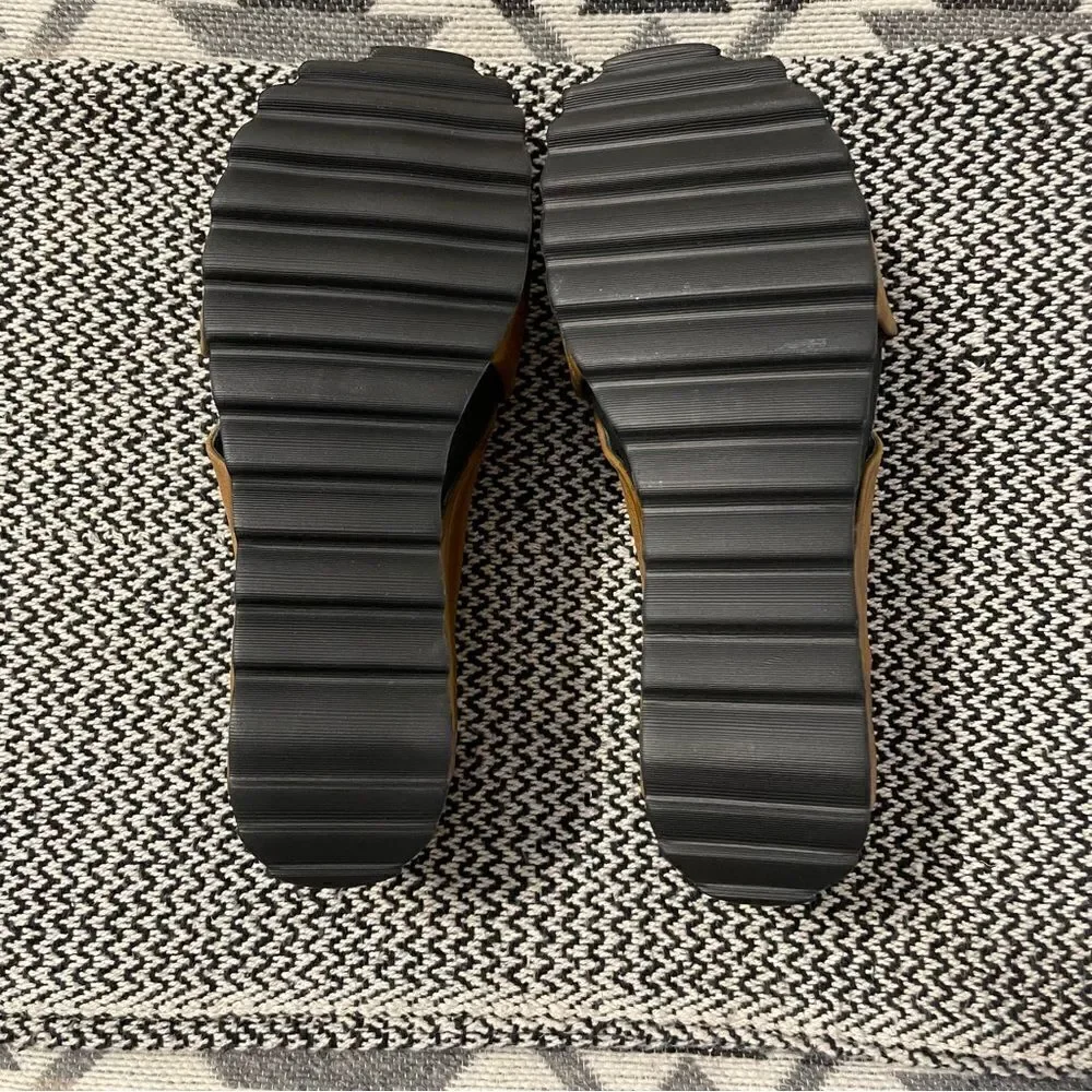 LOFINA Leather Cross-over Strap Wedge Sandal Sz-38/US 7.5 NWOT